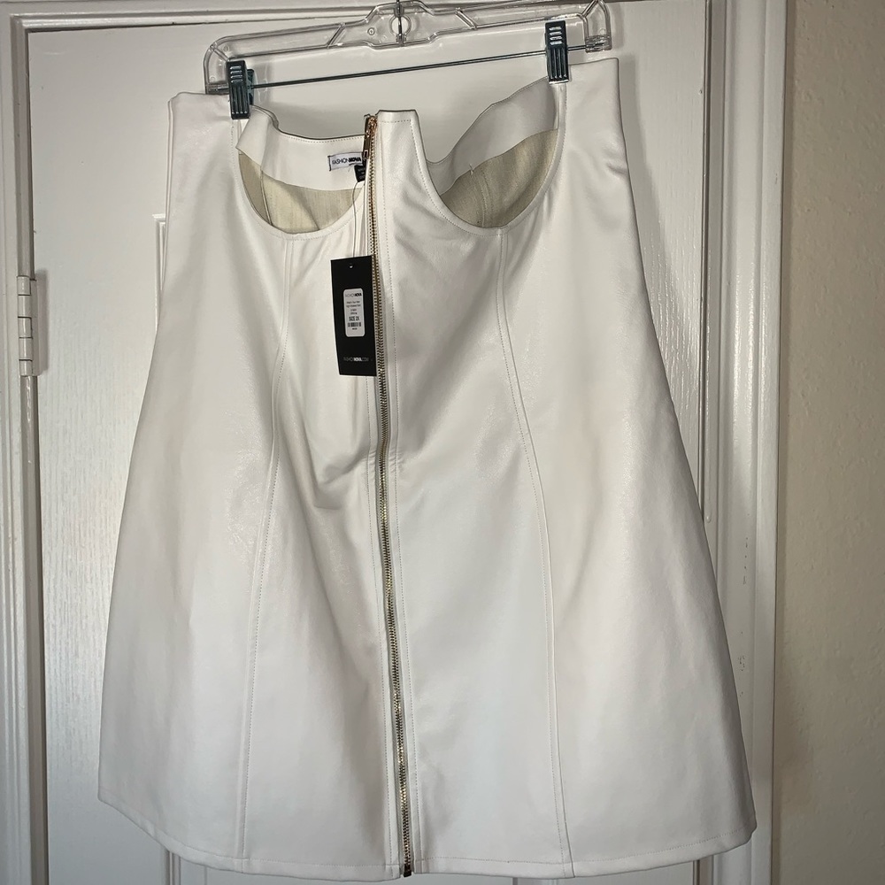 High waisted faux leather skirt.